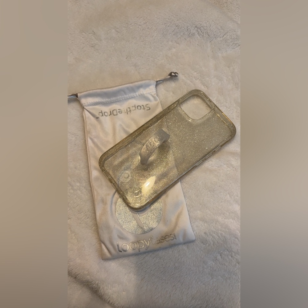 Loopy Case iPhone 13 14 15 Righty EUC